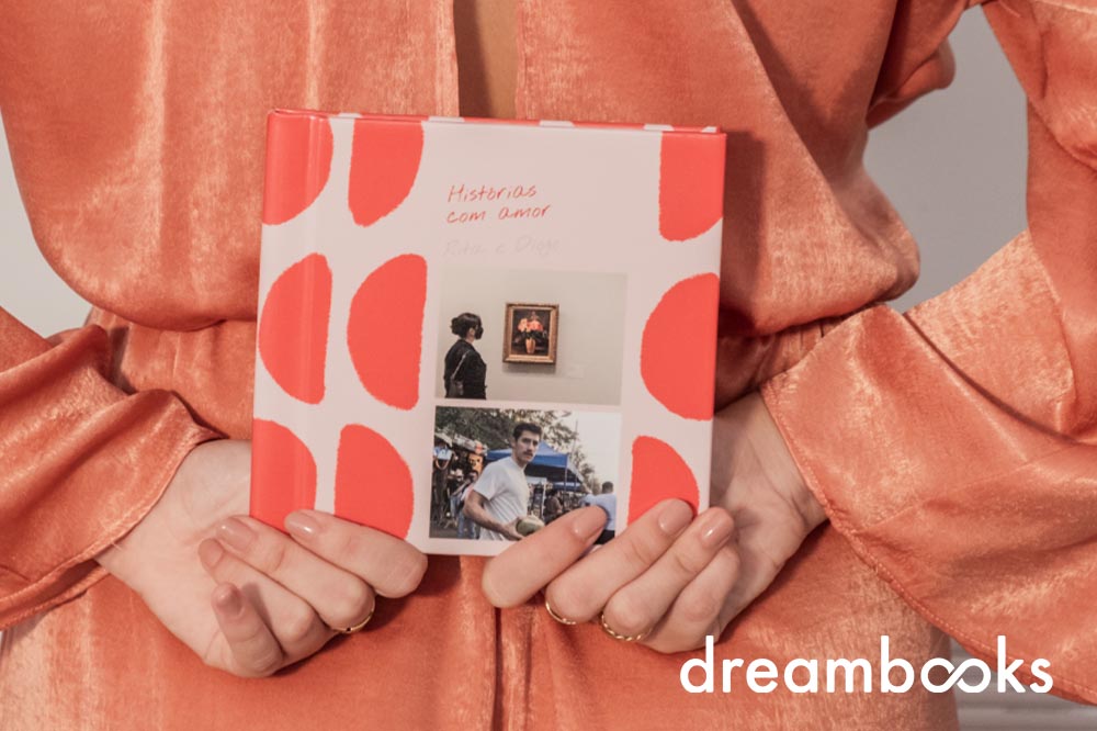 No 1º aniversário de casamento celebra-se as Bodas de Papel. Aqui estão 3 ideias de prendas de papel para esta data. 3 ideias de presentes para o 1º aniversário de casamento