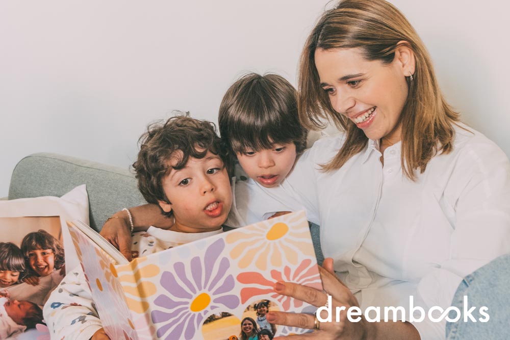 Em Portugal, o Dia da Mãe é celebrado todos os anos no primeiro domingo do mês de maio. Vê sugestões de prendas originais para a tua mãe.